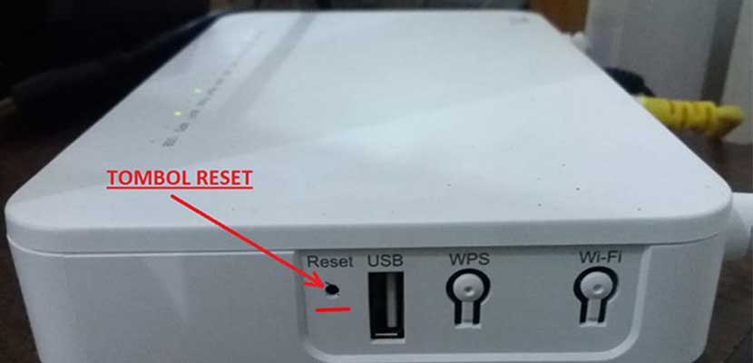 Restart WiFi IndiHome dengan Tombol Reset pada Router Fiberhome